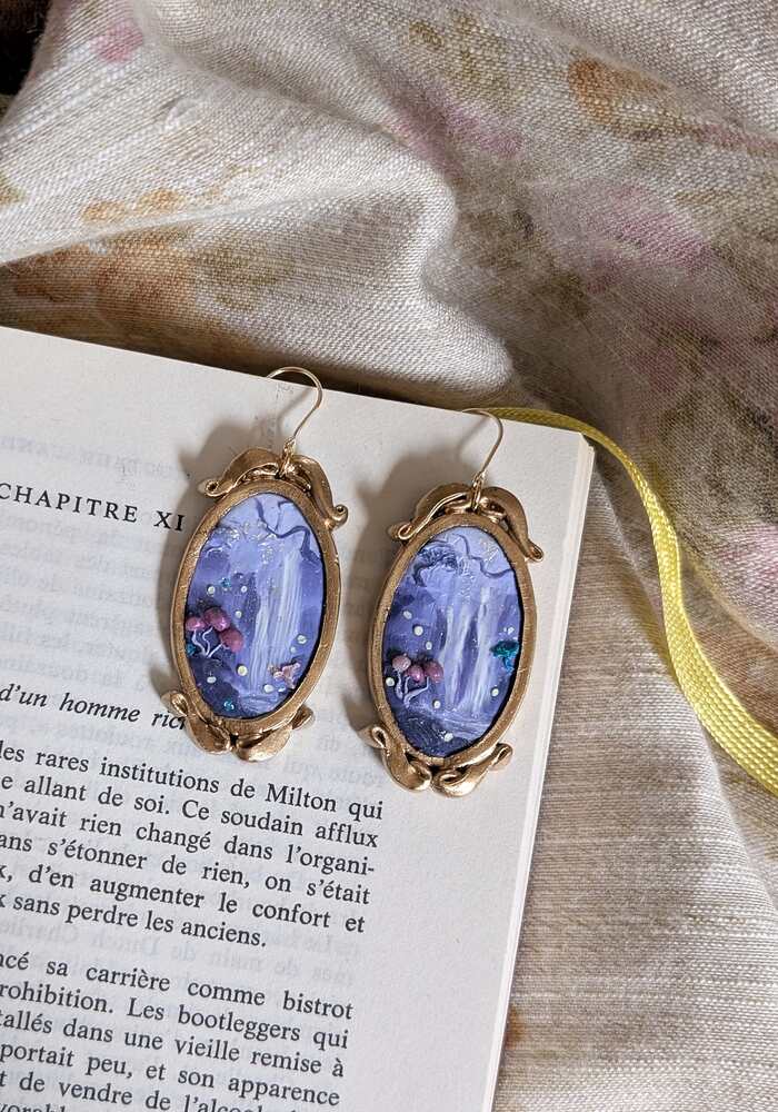 The mysterious waterfall earrings